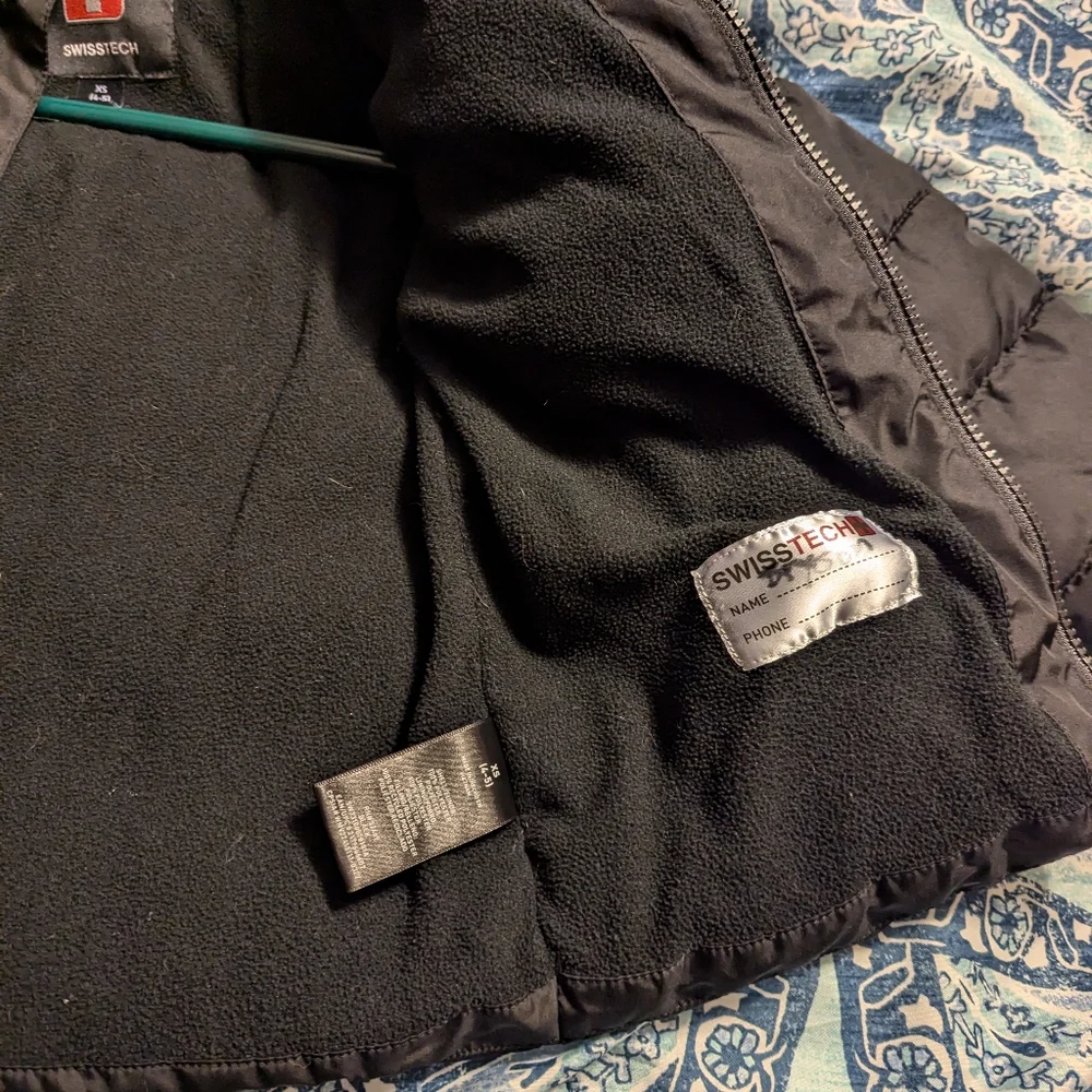 Boys Size 4/5 Winter Coat - Picture 4 of 7